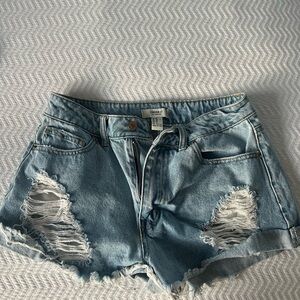 Forever 21 short